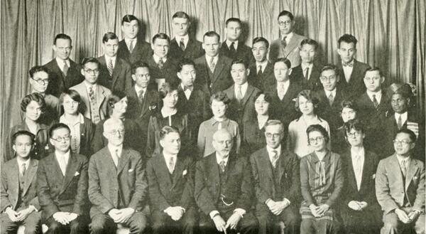 1927 black and white photo of the cosmopolitan club members, which were largely international students. 